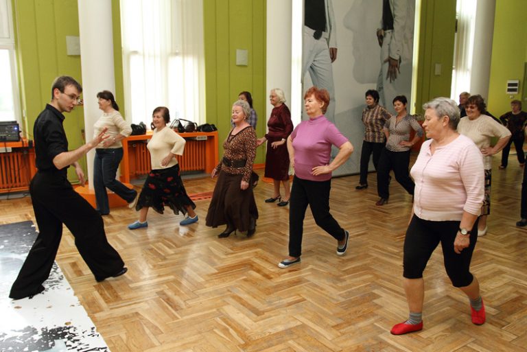 Lekcje tańca dla seniorów