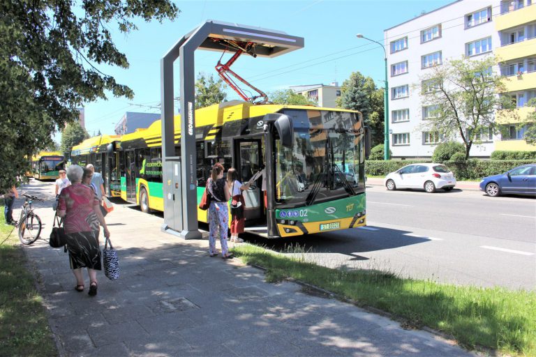 TLT: Pierwsze elektrobusy na ulicach miasta