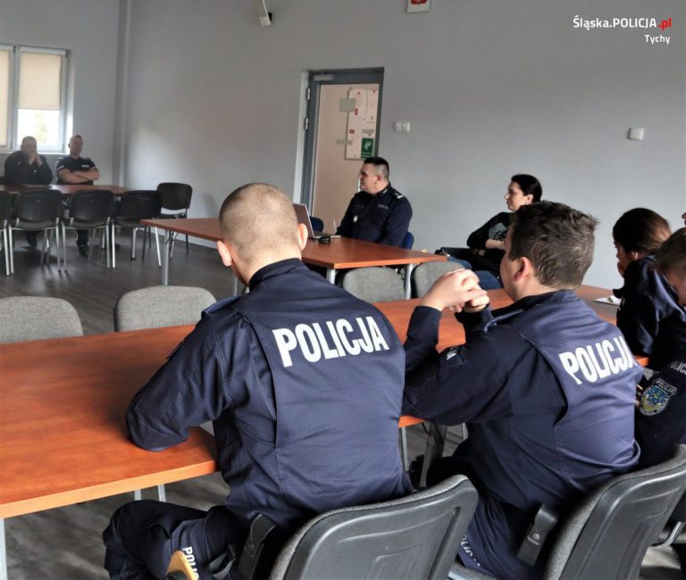 Policjanci przeszkoleni w zakresie przestrzegania praw człowieka